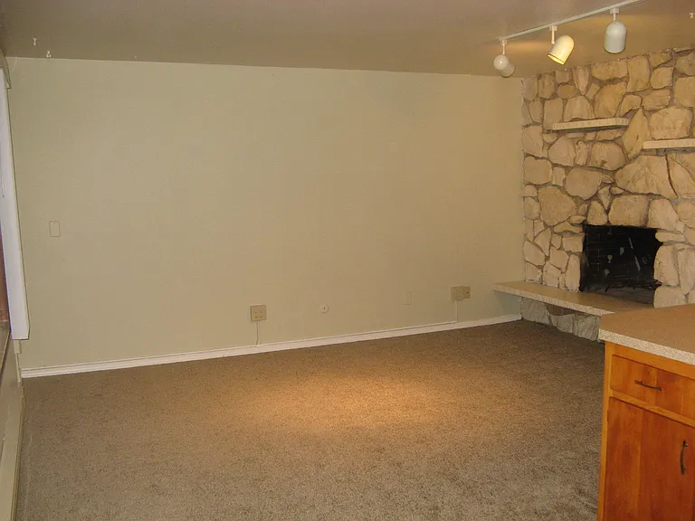 1825 S 310th St #6 — Photo 5