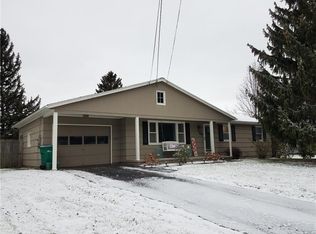 1031 Denise Rd, Rochester, NY 14616