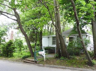 114 Pilgrim Rd, Haverhill, MA 01832