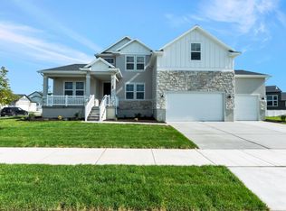 49 E Craner Peak Dr, Eagle Mountain, UT 84005