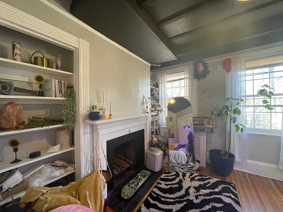 6 Champney Pl #2