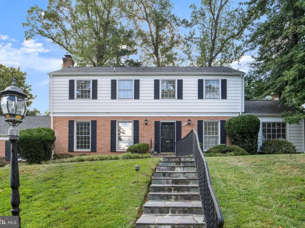 2430 Inglewood Ct, Falls Church, VA 22043