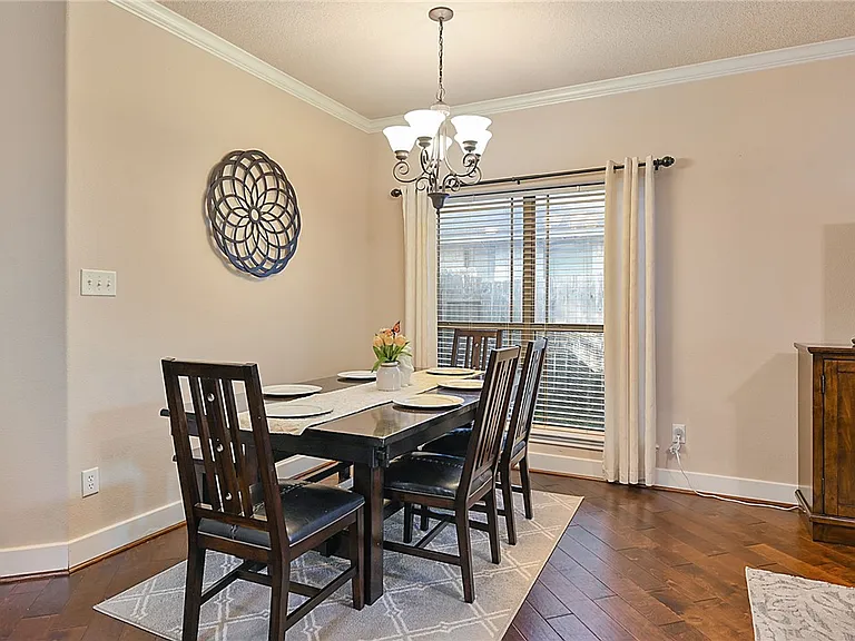 2214 Brougham Pl — Photo 6