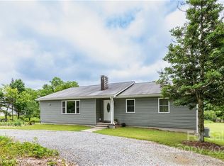581 Whitmire Rd, Brevard, NC 28712