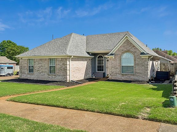 2nd image of 1148 Breezy Valley Dr