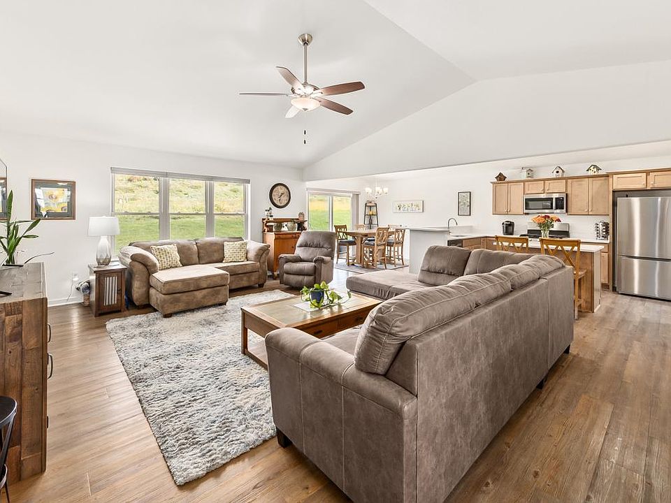 1st image of 1424 Tyranena TERRACE