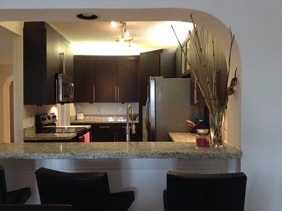 3rd image of 10700 NW 66th St APT 506