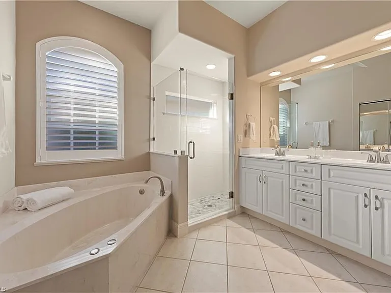 8066 Tauren Ct — Photo 18