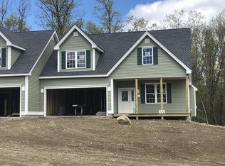 72 Hummingbird Rd #D, Groton, MA 01450