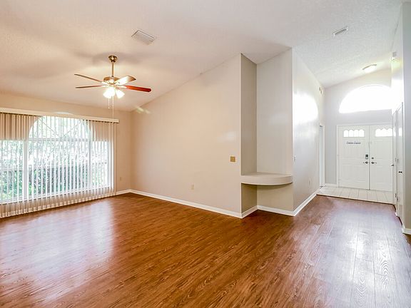 5th image of 24272 Twin Lake Dr