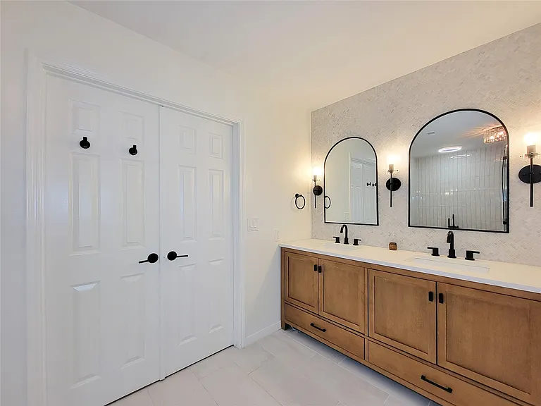 8123 Sunny Ridge Dr — Photo 22