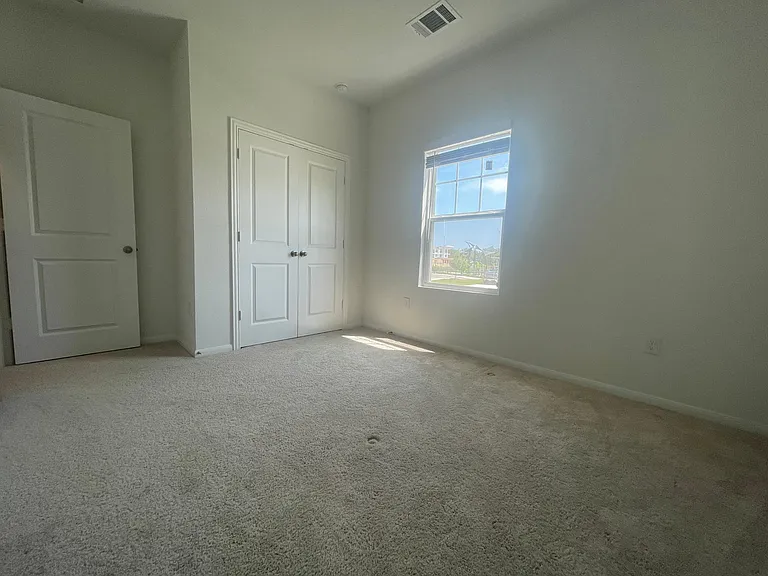 340 Kenai Dr — Photo 10