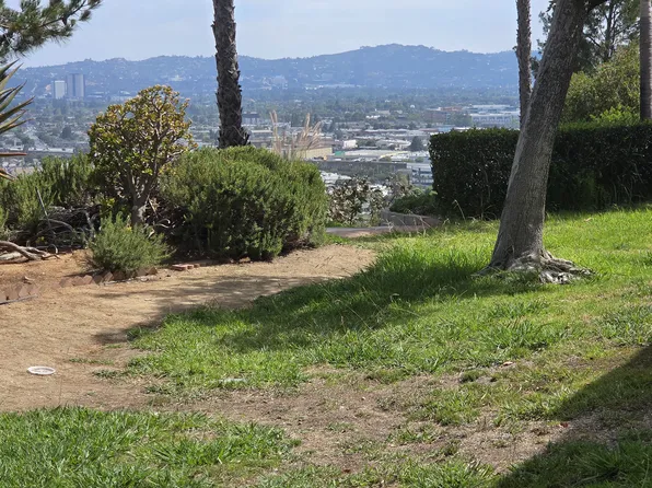 7908 Via Magdalena, Burbank, CA 91504