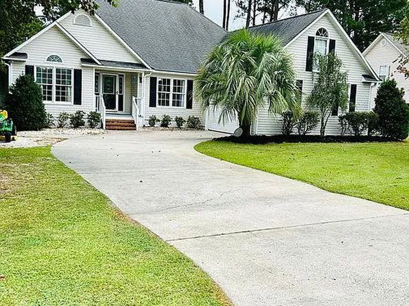222 Brandywine Blvd, Morehead City, NC 28557
