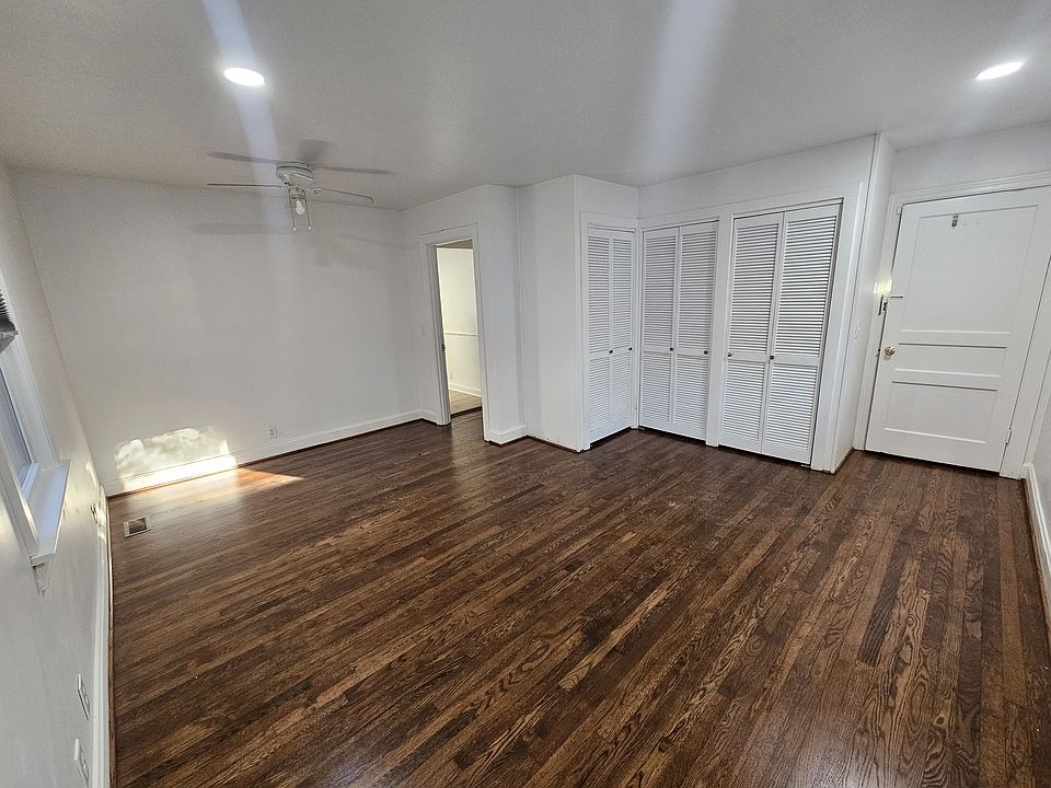 Front Room, Bedroom or Dining Room