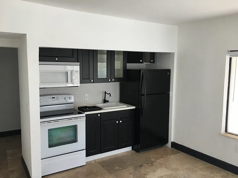 9048 Collins Ave #134 — Photo 6