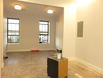 Rented by Rennit Inc.