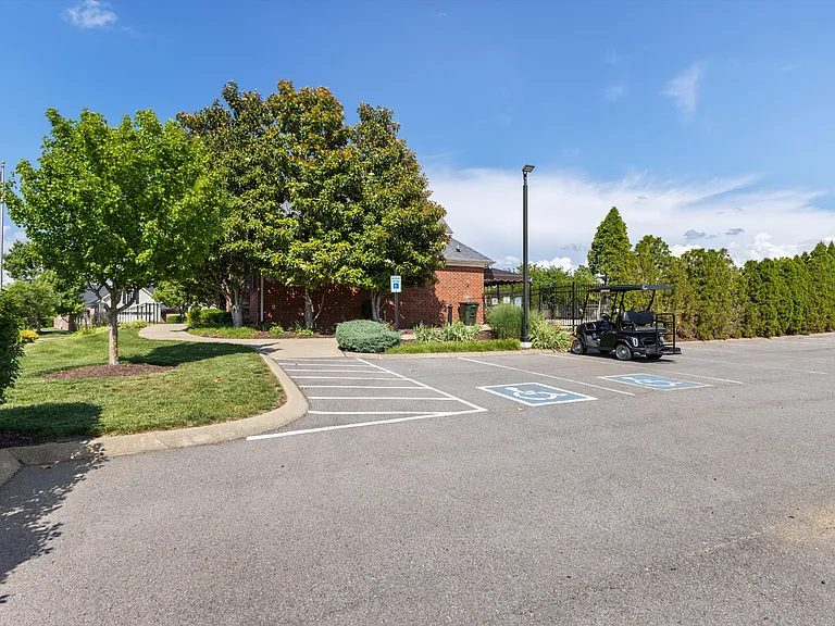 395 Devon Chase Hl #1004 — Photo 32