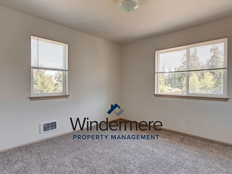 1369 - 1150 NW Elwha — Photo 6