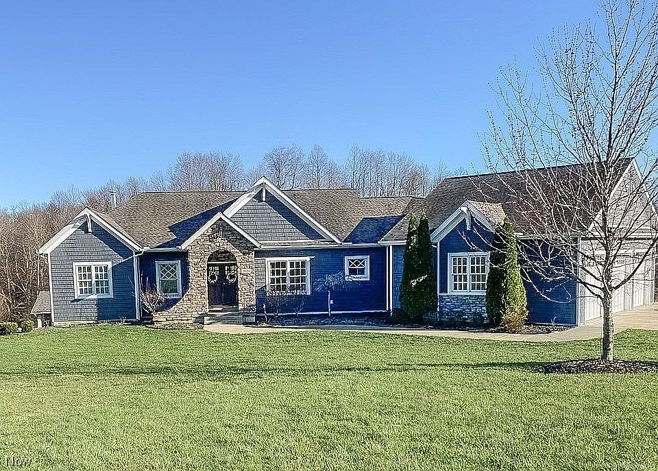 2020 Dietz Ln, Zanesville, OH 43701 | Zillow