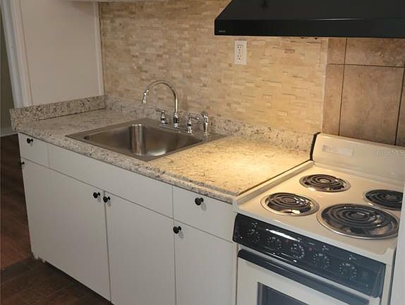 4th image of 311 N Osprey Ave