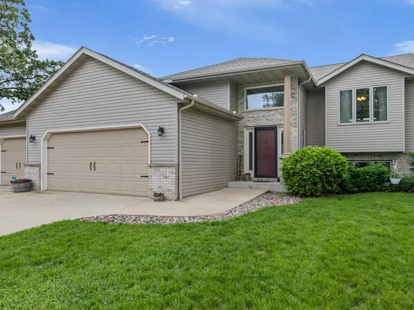 1062 Bush Ct SW, Eyota, MN 55934