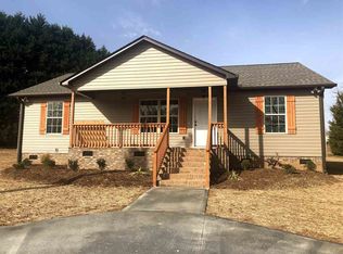 201 Red Hawk Dr, Campobello, SC 29322