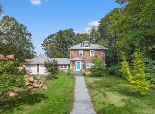 468 Main St, Yaphank, NY 11980