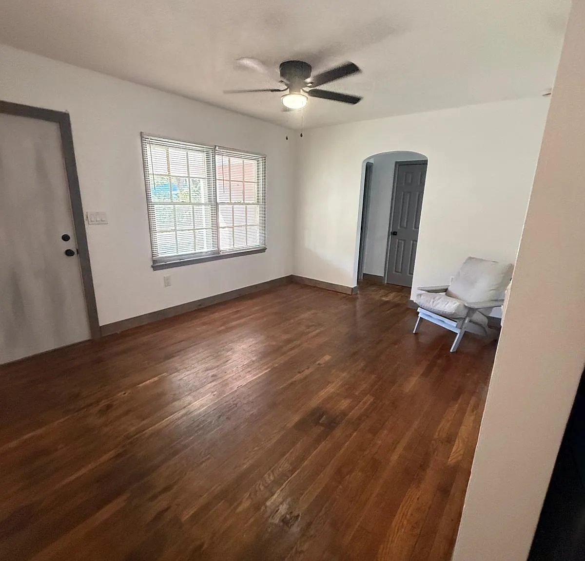 2 bed, 750 sqft, $1,875 — Photo 4