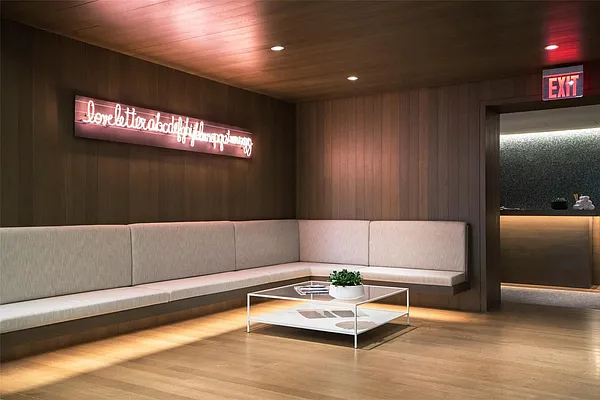 Rented by 50 West Sales Gallery | media 38