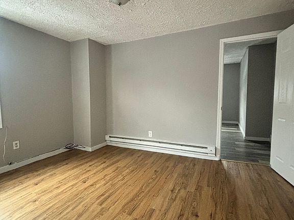 2nd image of 56 N 18th St Floor 3