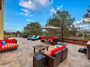 421 Via Savoy, Encinitas, CA 92024