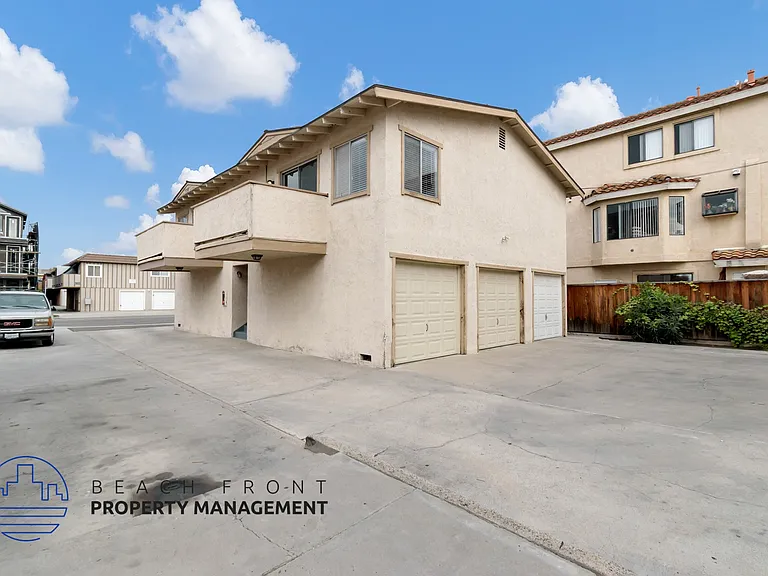 7872 Holt Dr — Photo 8