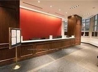 426 University Ave UNIT 807, Toronto, ON M5G 1S9