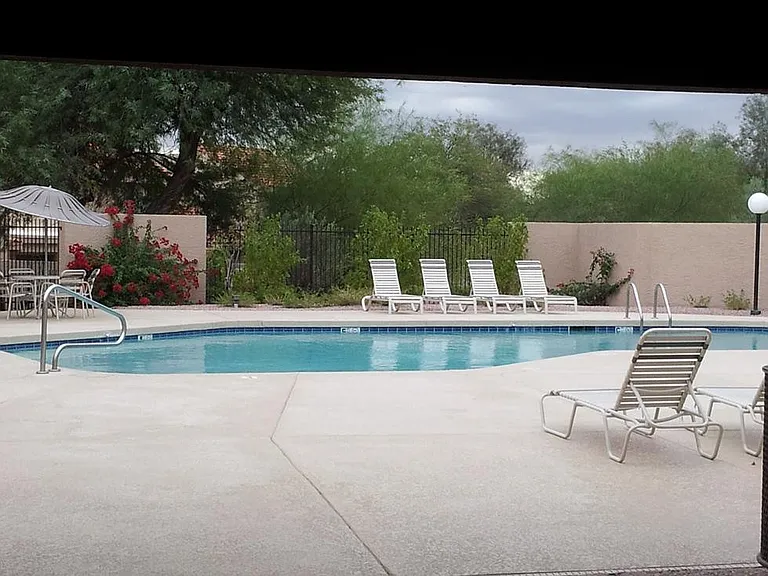 333 E Lilac Dr — Photo 28