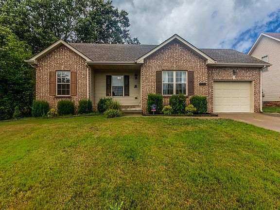 4th image of 721 Foxfield Dr