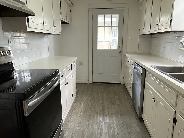707 S 25th St — Photo 3