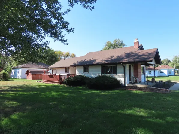 1355 D St, David City, NE 68632