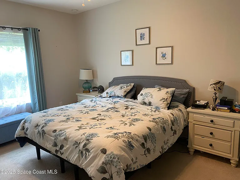 Easton Forest Cir SE — Photo 13