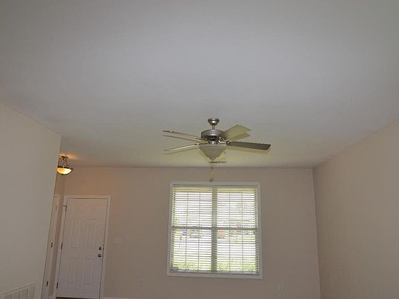 2nd image of 449 Shropshire Ave
