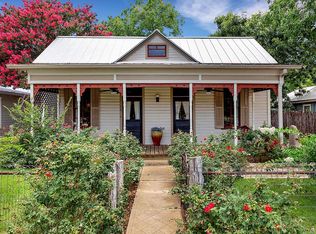 514 W Austin St, Fredericksburg, TX 78624