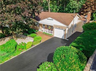 235 Deer Rd, Ronkonkoma, NY 11779