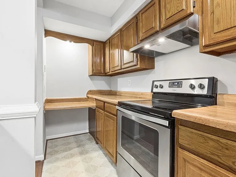 4800 Deming Ct — Photo 8