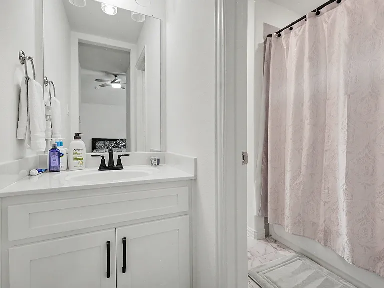 3814 Windmill Ct — Photo 4