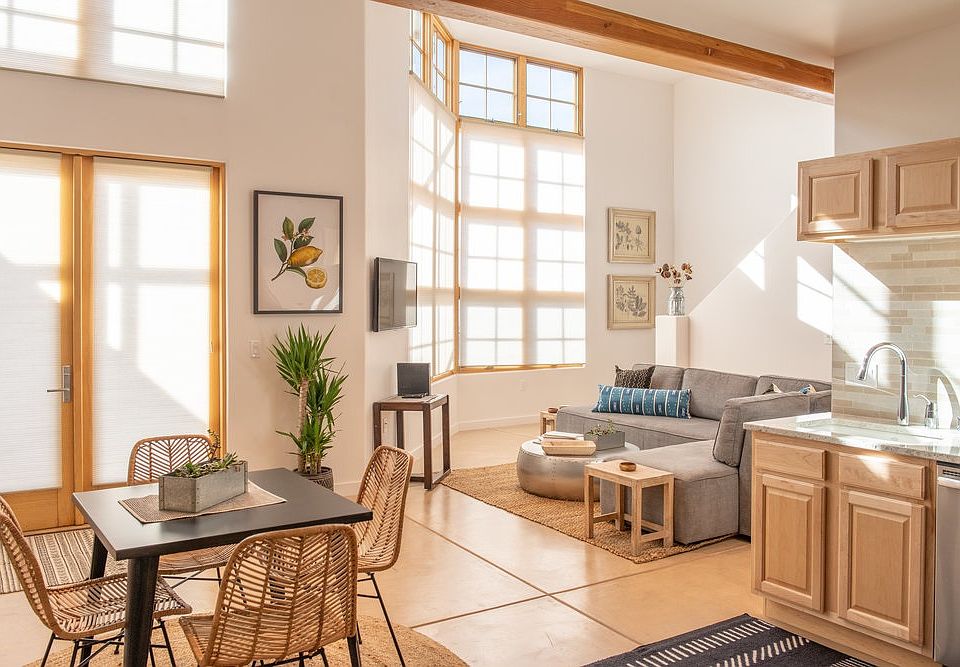 1st image of 703 Camino De La Familia Unit 3206