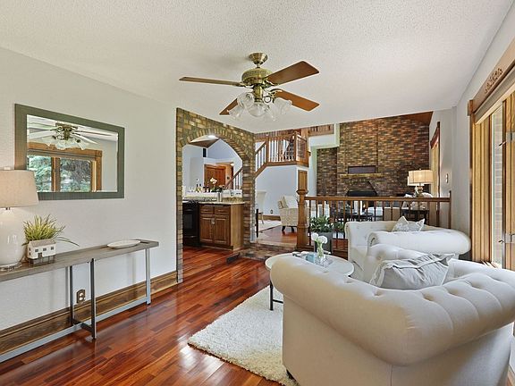 5th image of 7516 Aster Dr