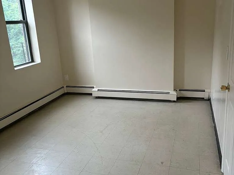 142 Orchard St #4L — Photo 2