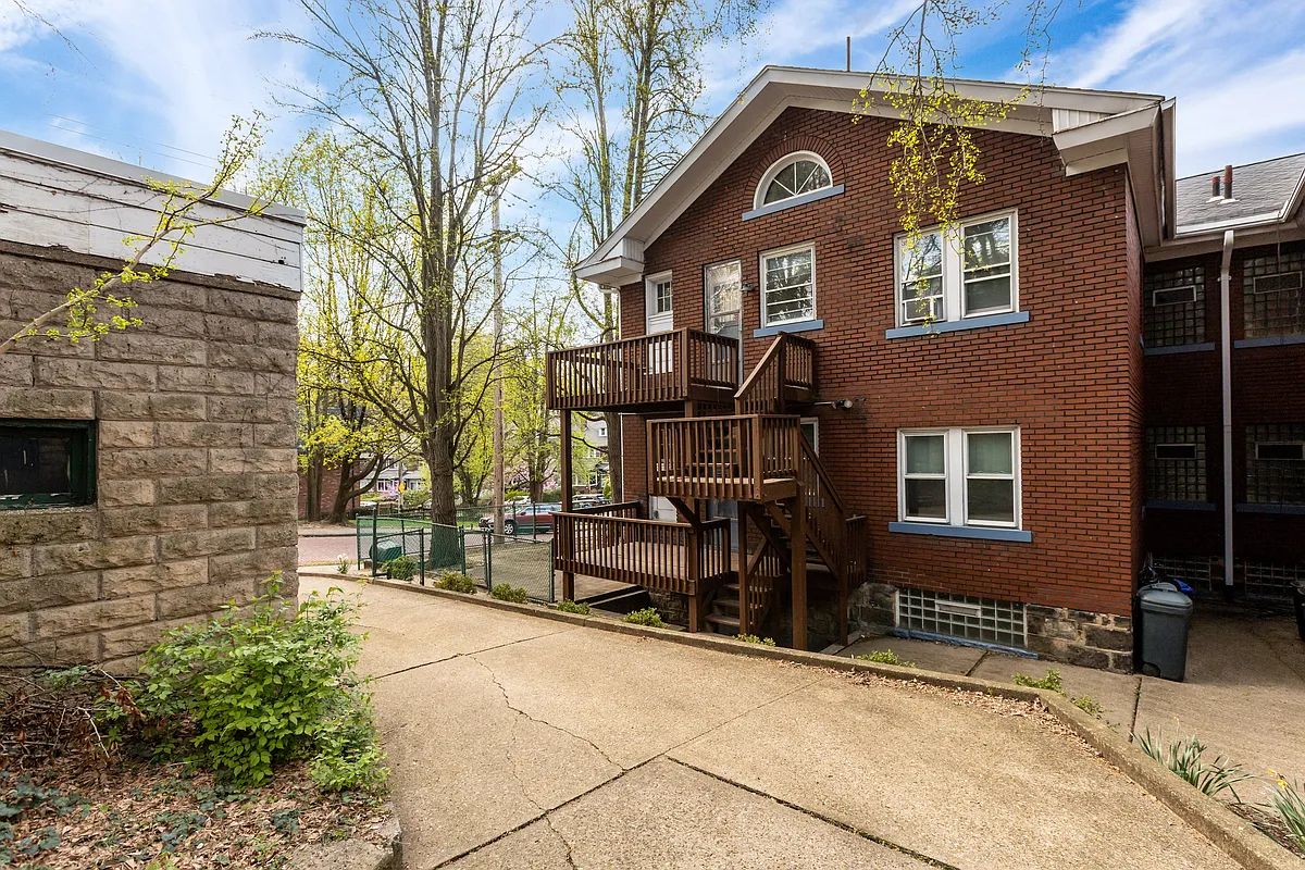 Building Photo - 5500 Bartlett St