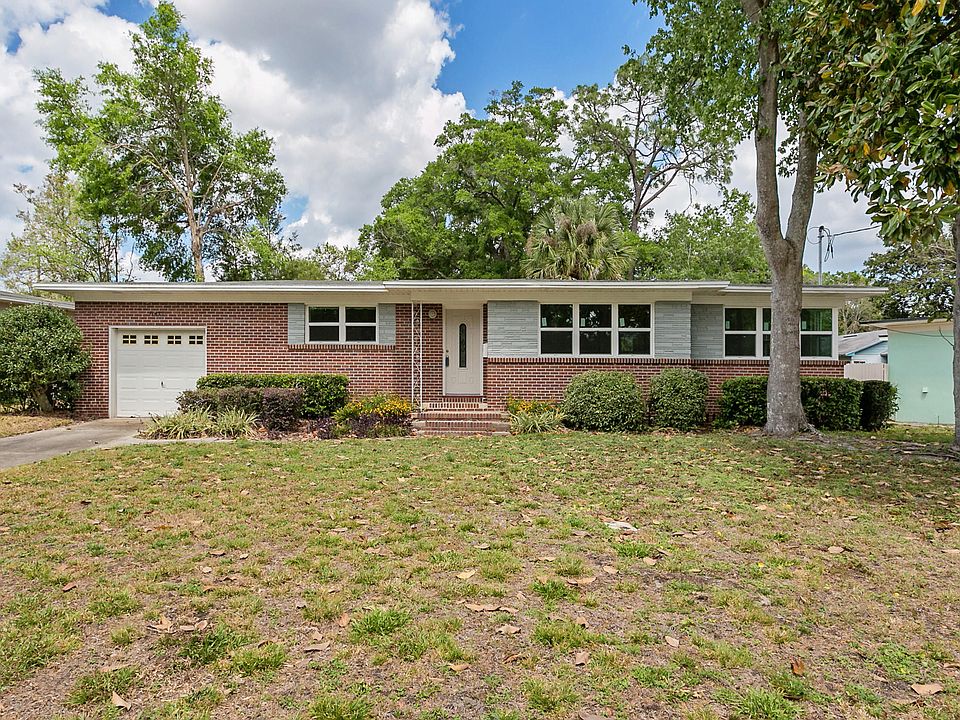 1st image of 8417 S LAMANTO Avenue