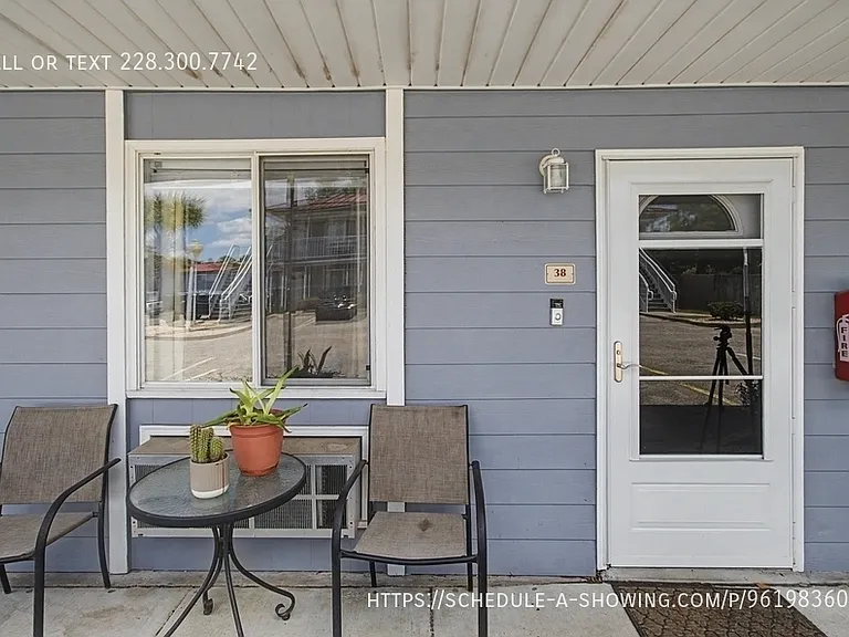 1664 Beach Blvd #38 — Photo 11